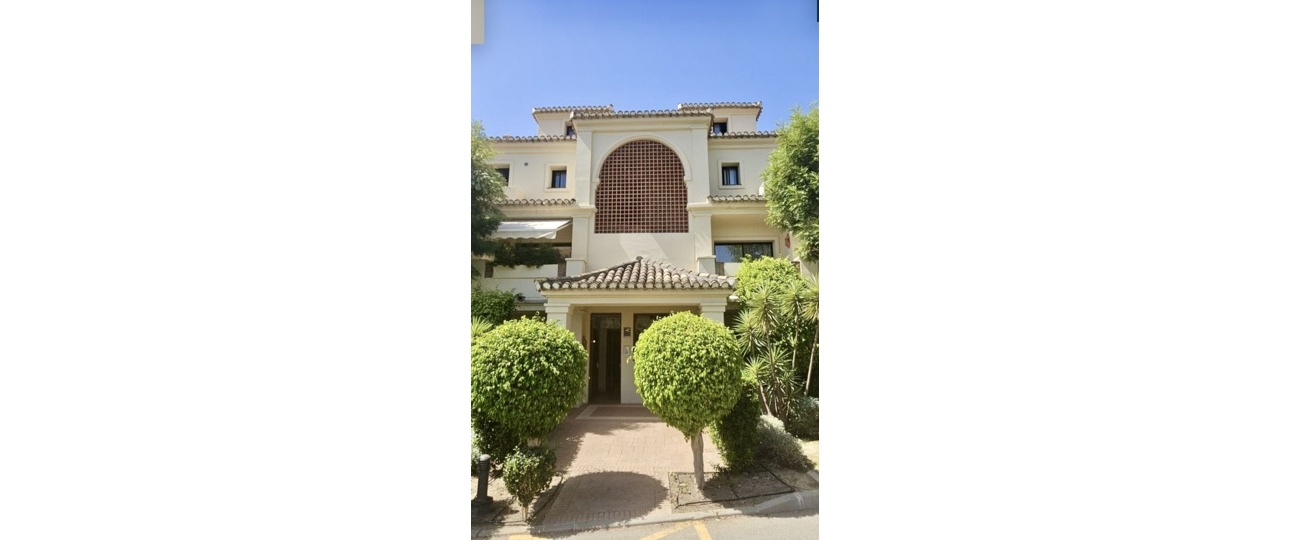 Resale - apartment - Benahavís - Benahavís Centro