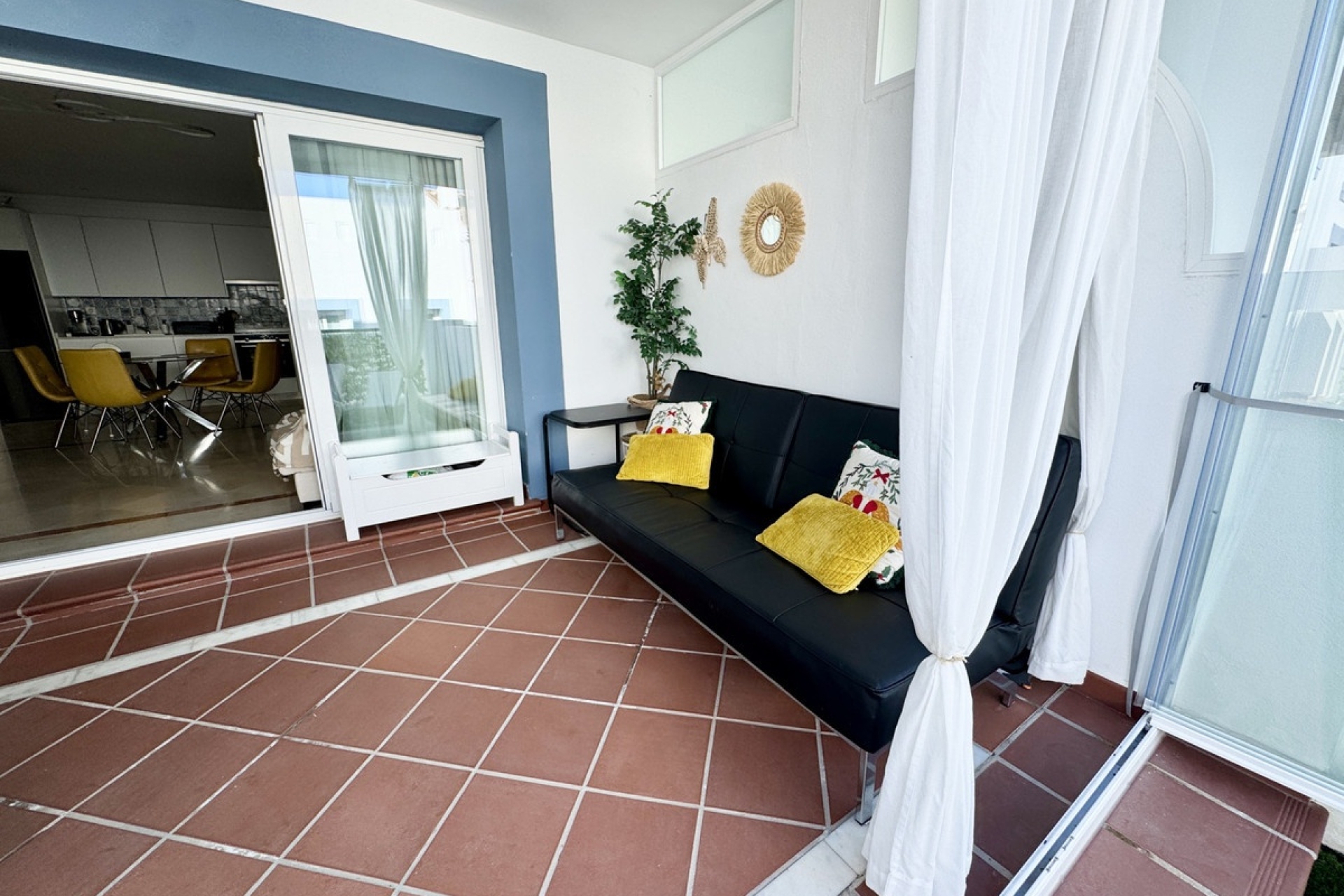 Resale - apartment - Benahavís - Benahavís Centro