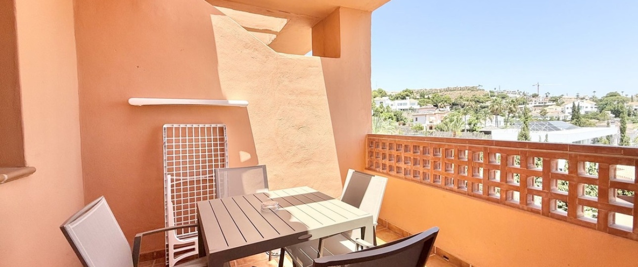 Resale - apartment - Benahavís - Benahavís Centro