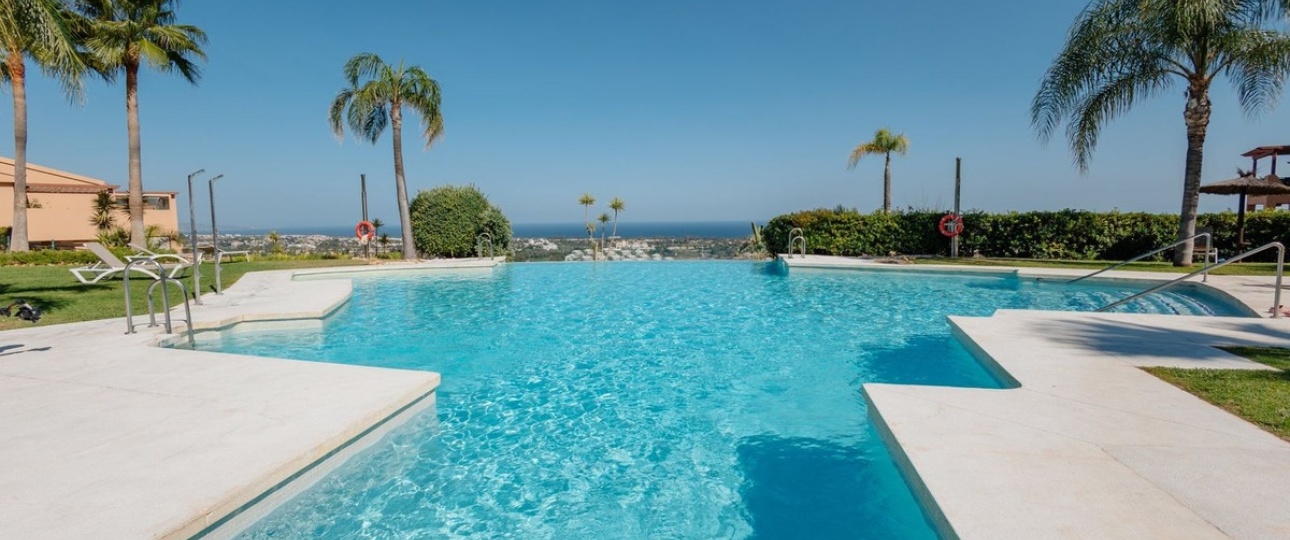 Resale - apartment - Benahavís - Benahavís Centro