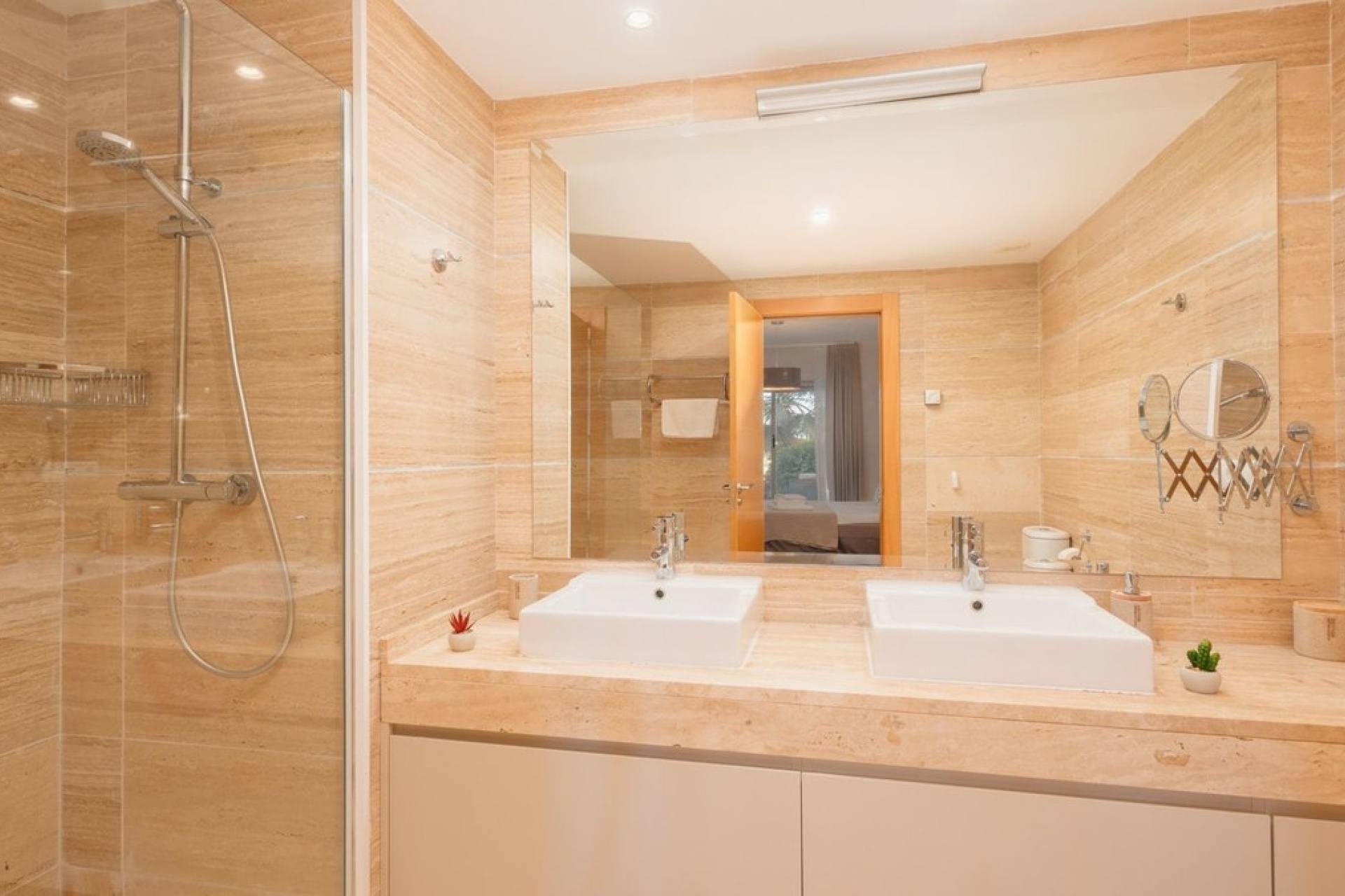 Resale - apartment - Benahavís - Benahavís Centro