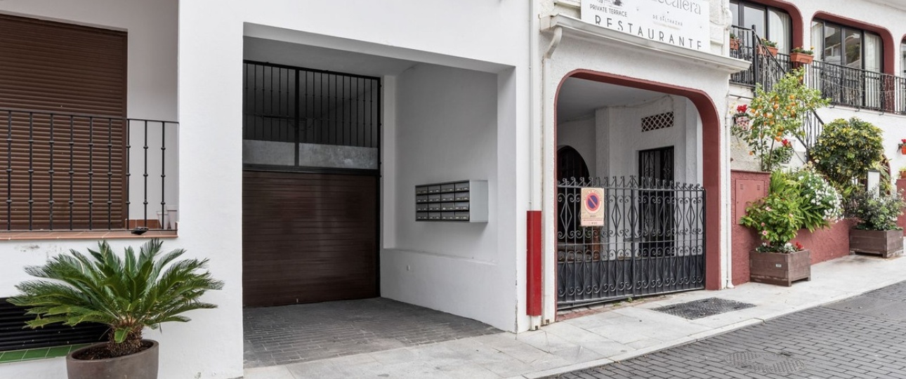 Resale - apartment - Benahavís - Benahavís Centro