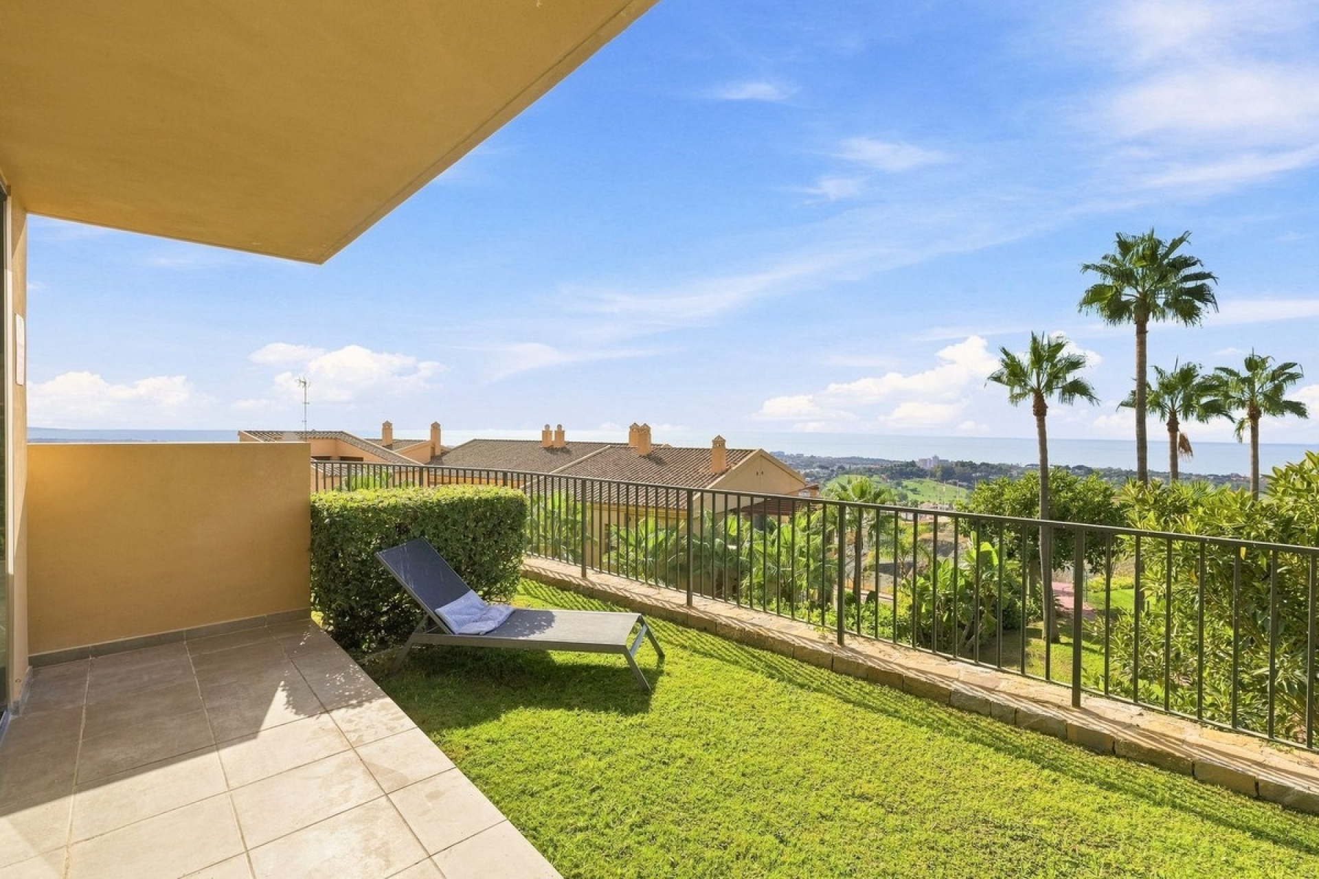 Resale - apartment - Benahavís - Benahavís Centro