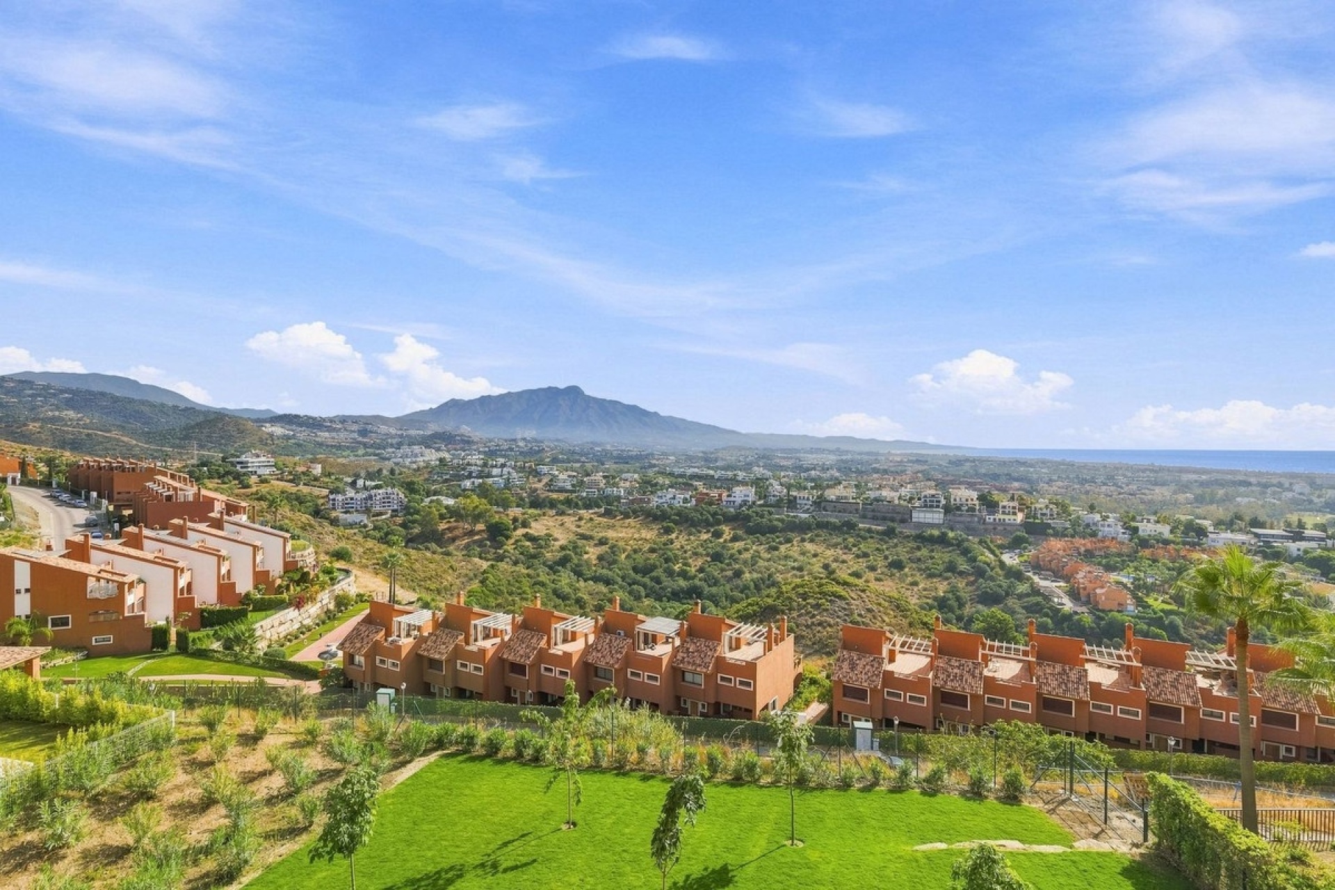 Resale - apartment - Benahavís - Benahavís Centro