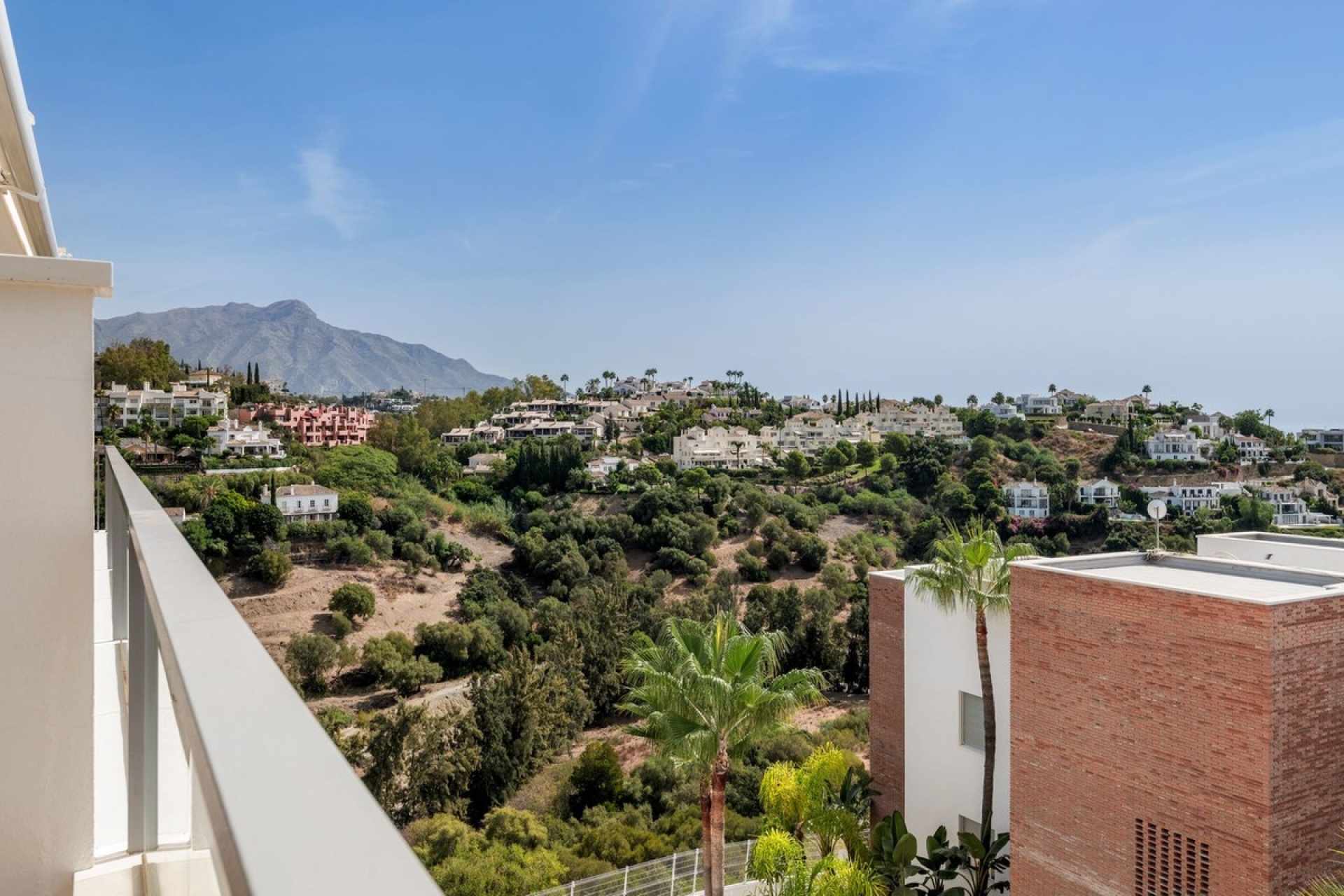 Resale - apartment - Benahavís - Benahavís Centro