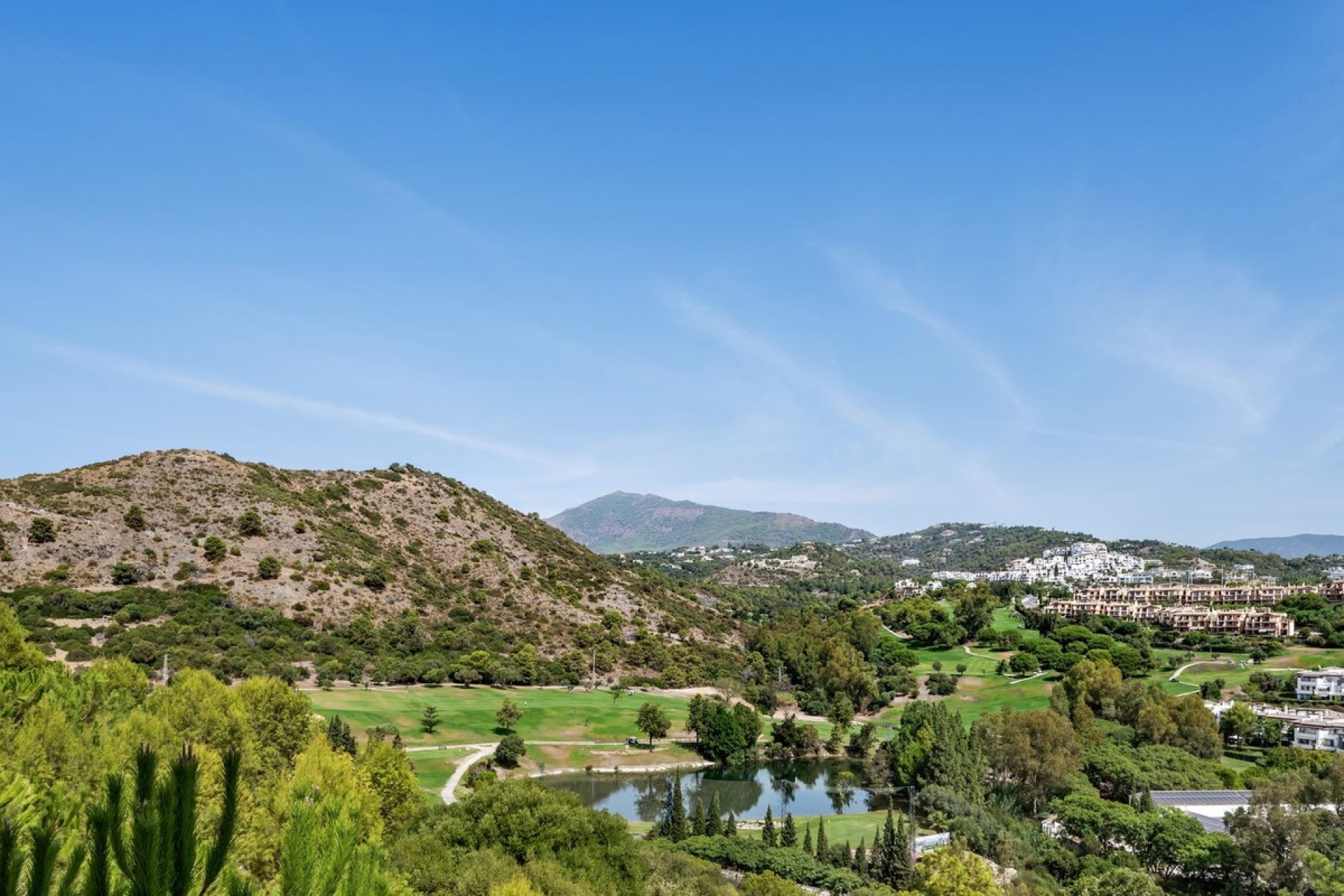 Resale - apartment - Benahavís - Benahavís Centro