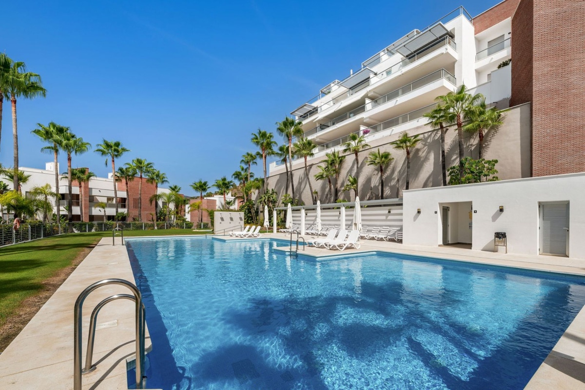 Resale - apartment - Benahavís - Benahavís Centro