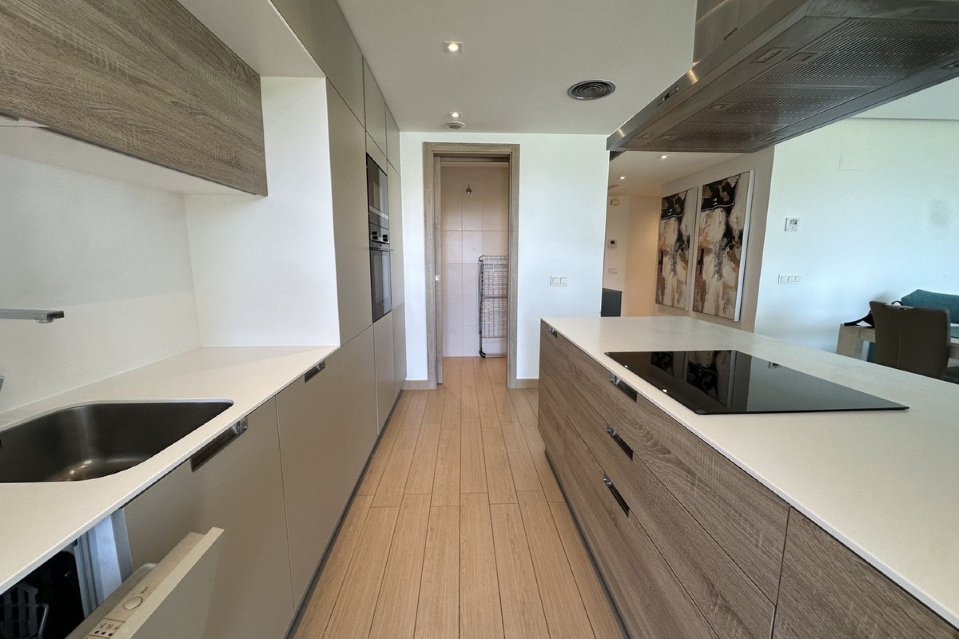 Resale - apartment - Benahavís - Benahavís Centro