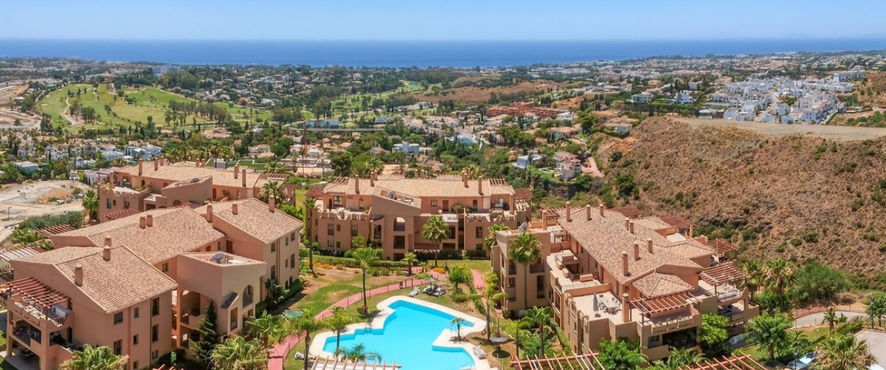 Resale - apartment - Benahavís - Benahavís Centro