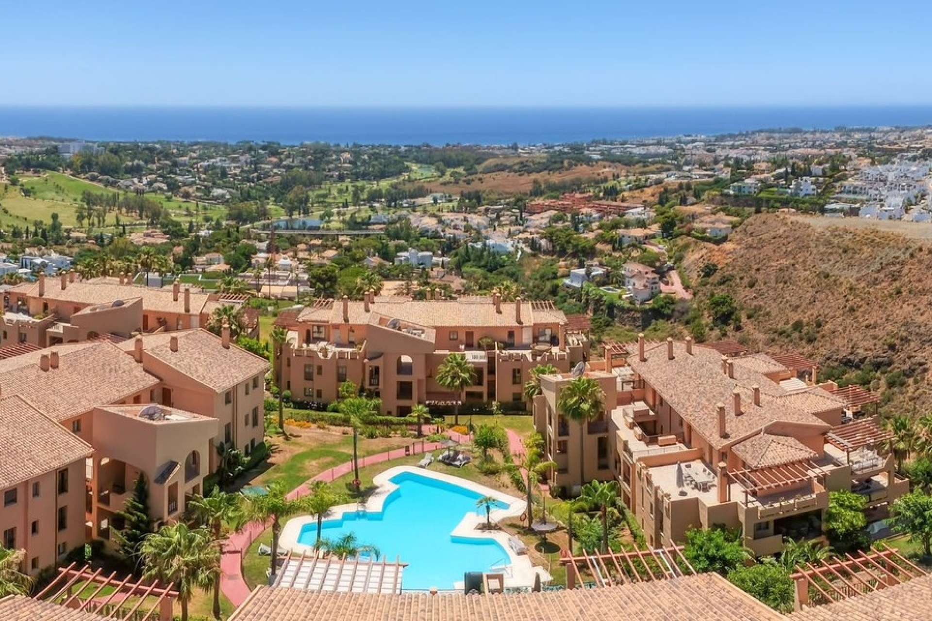 Resale - apartment - Benahavís - Benahavís Centro