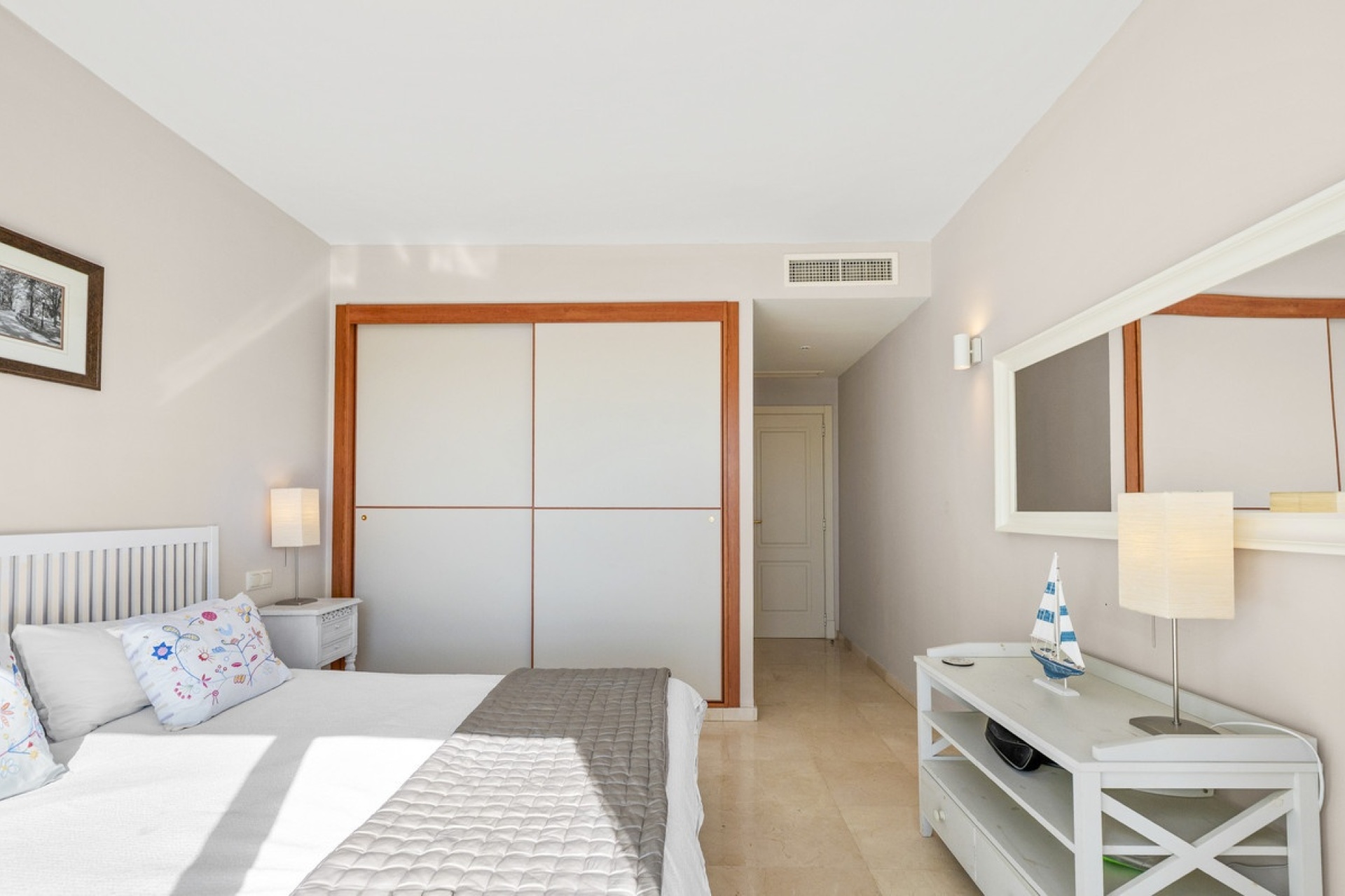Resale - apartment - Benahavís - Benahavís Centro