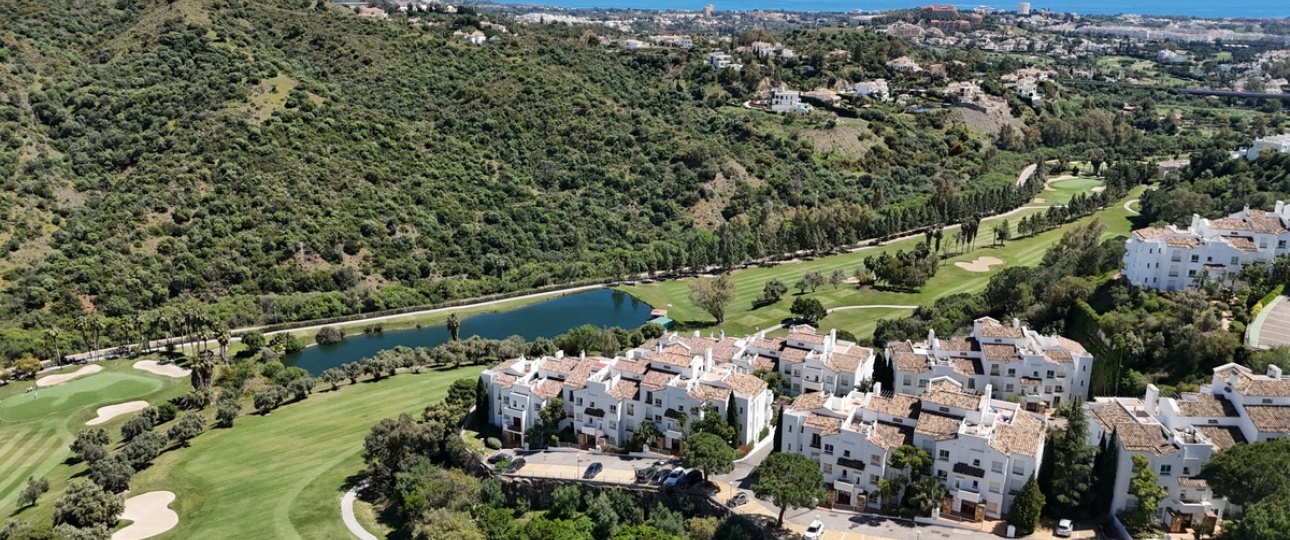 Resale - apartment - Benahavís - Benahavís Centro