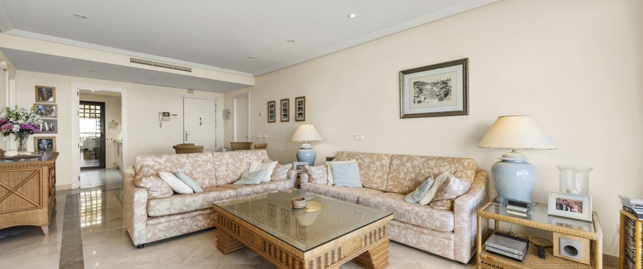 Resale - apartment - Benahavís - Benahavís Centro