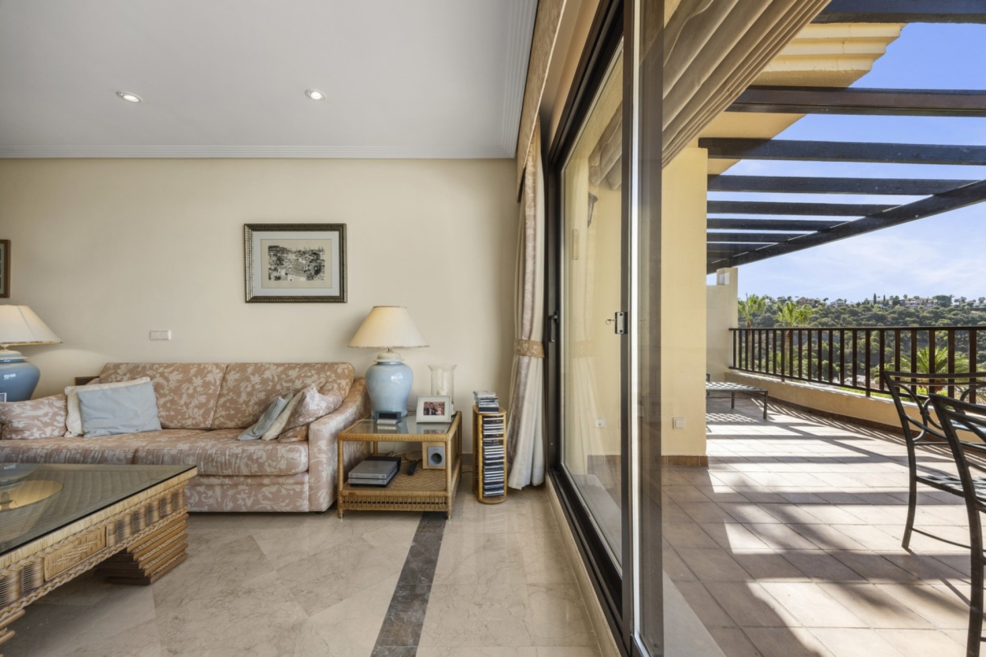 Resale - apartment - Benahavís - Benahavís Centro