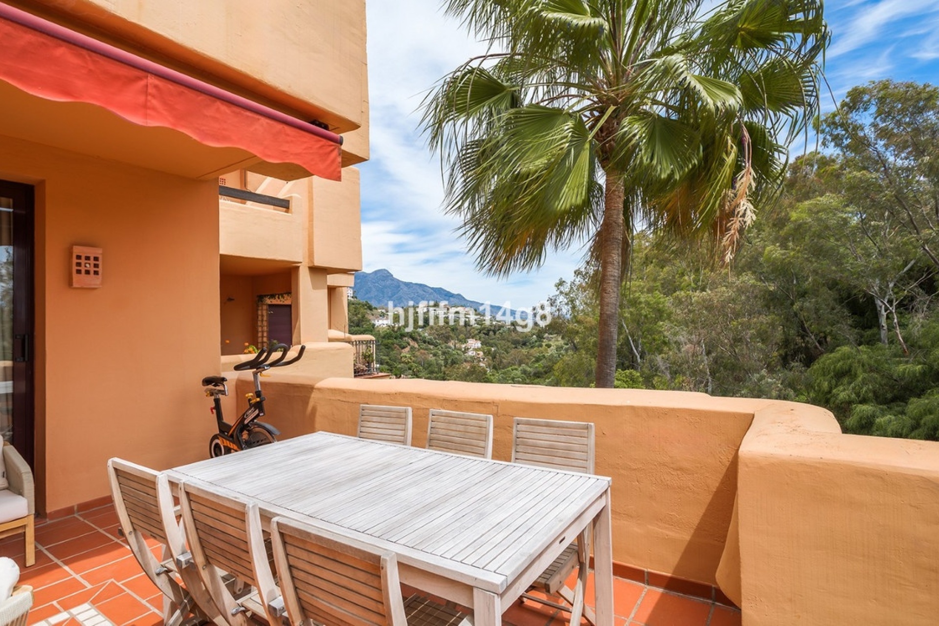 Resale - apartment - Benahavís - Benahavís Centro