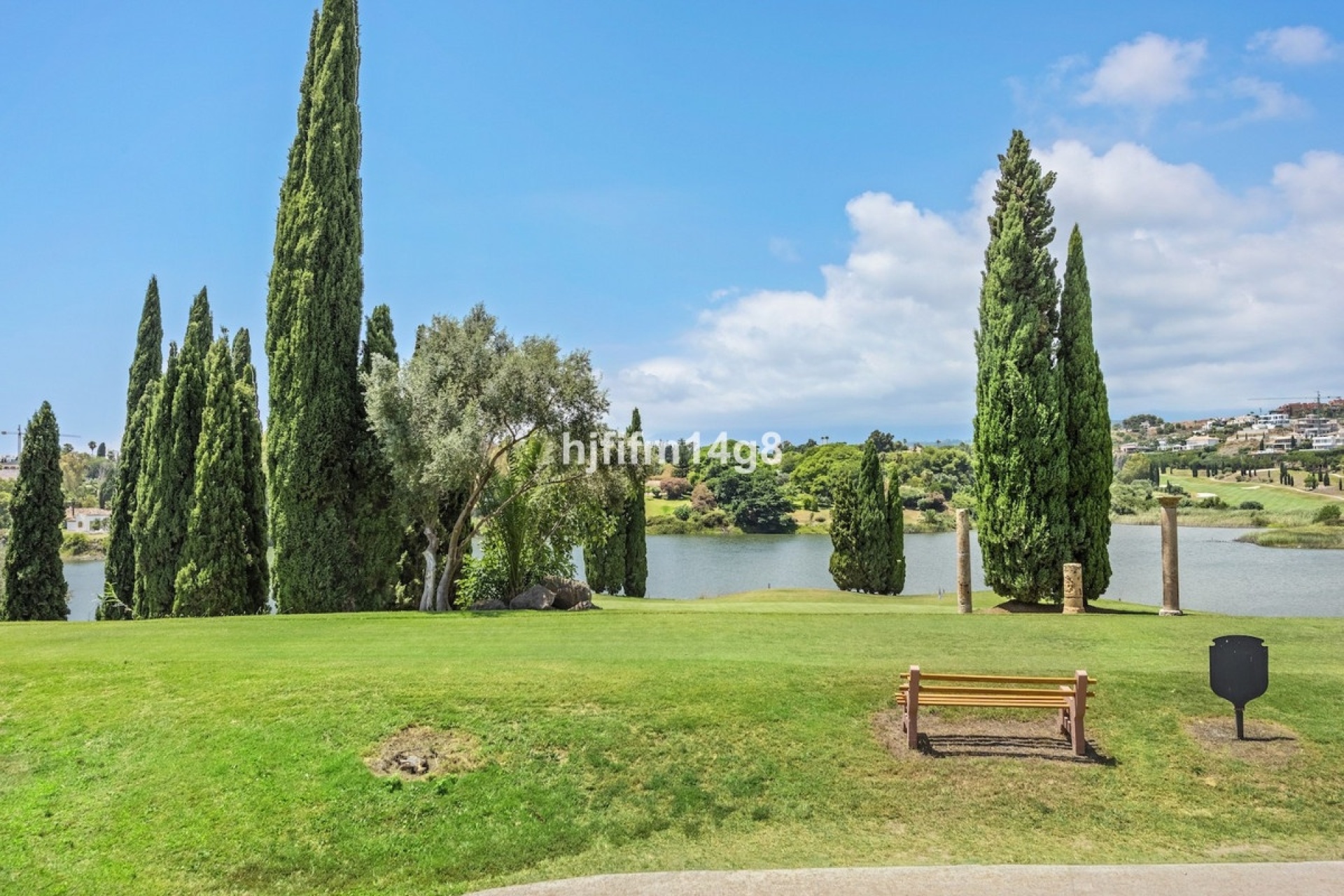 Resale - apartment - Benahavís - Benahavís Centro