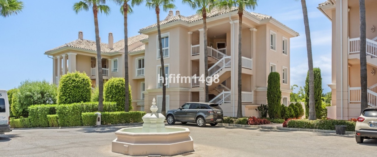 Resale - apartment - Benahavís - Benahavís Centro