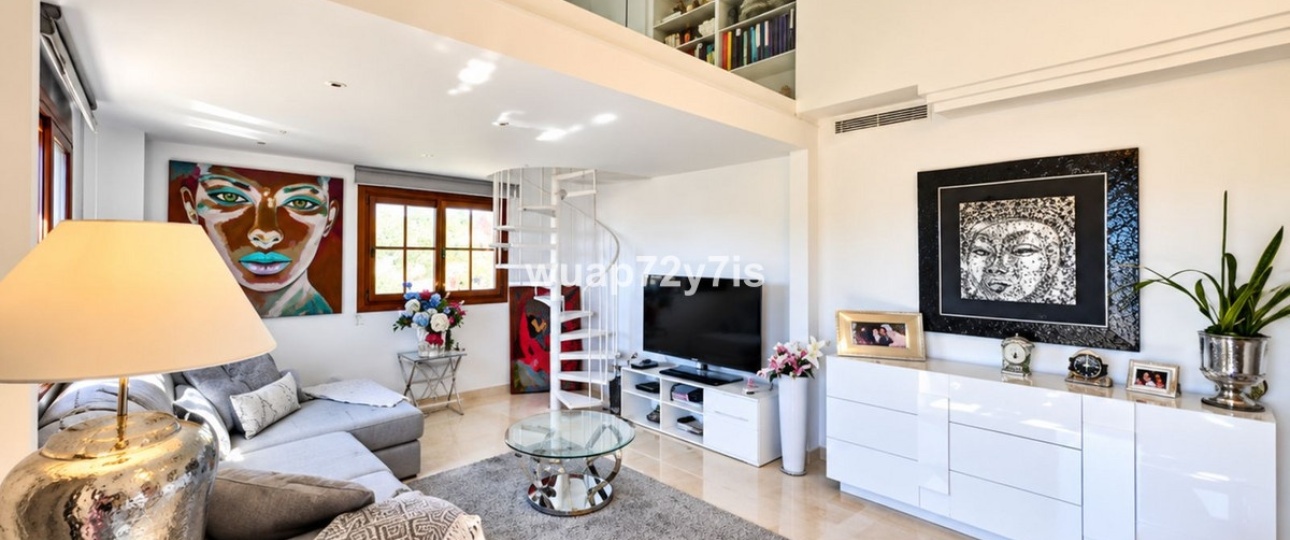 Resale - apartment - Benahavís - Benahavís Centro