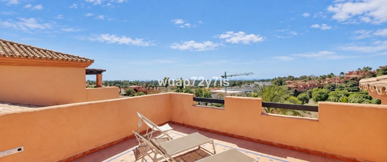 Resale - apartment - Benahavís - Benahavís Centro