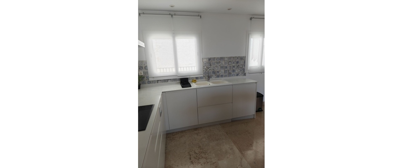 Resale - apartment - Benahavís - Benahavís Centro