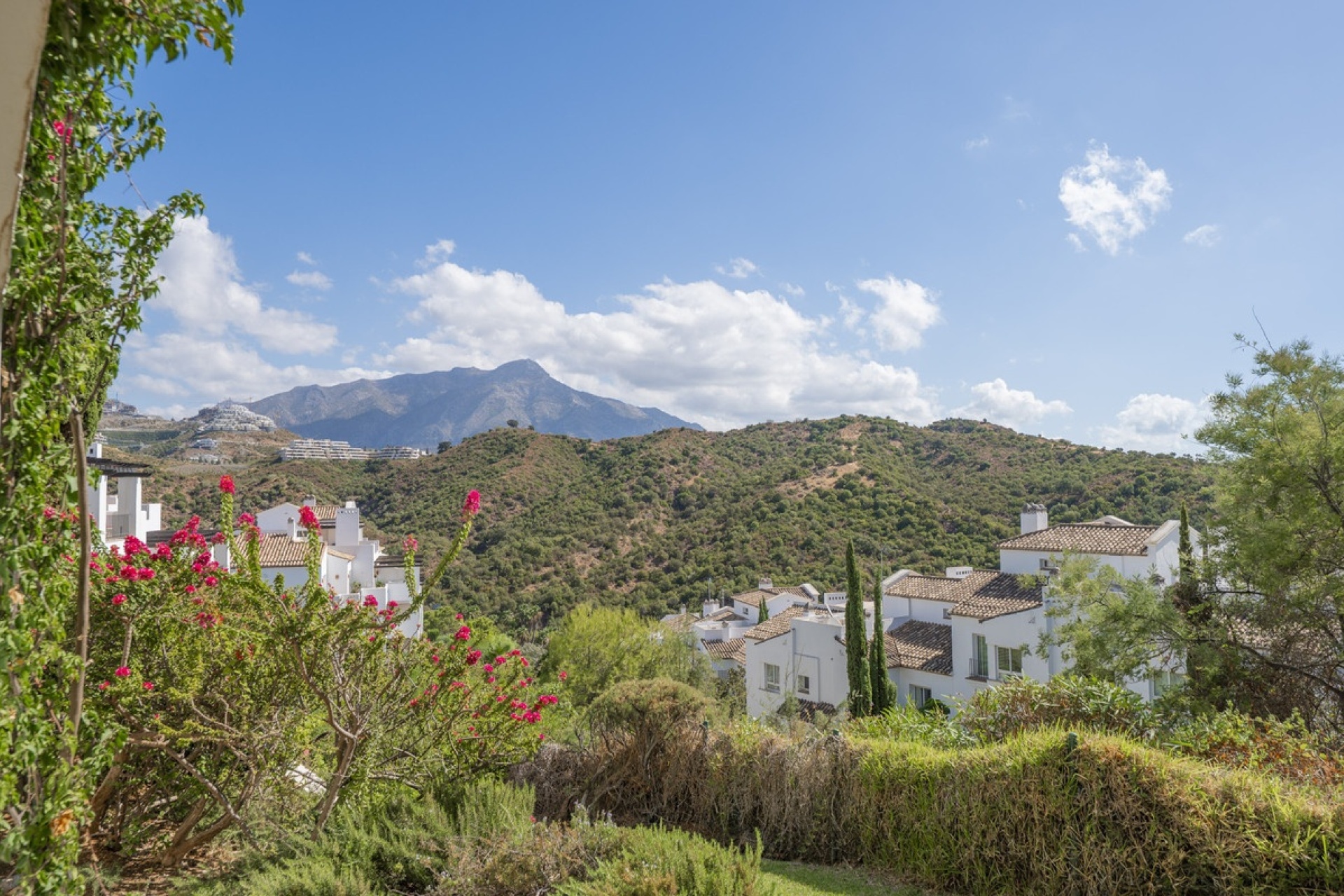 Resale - apartment - Benahavís - Benahavís Centro