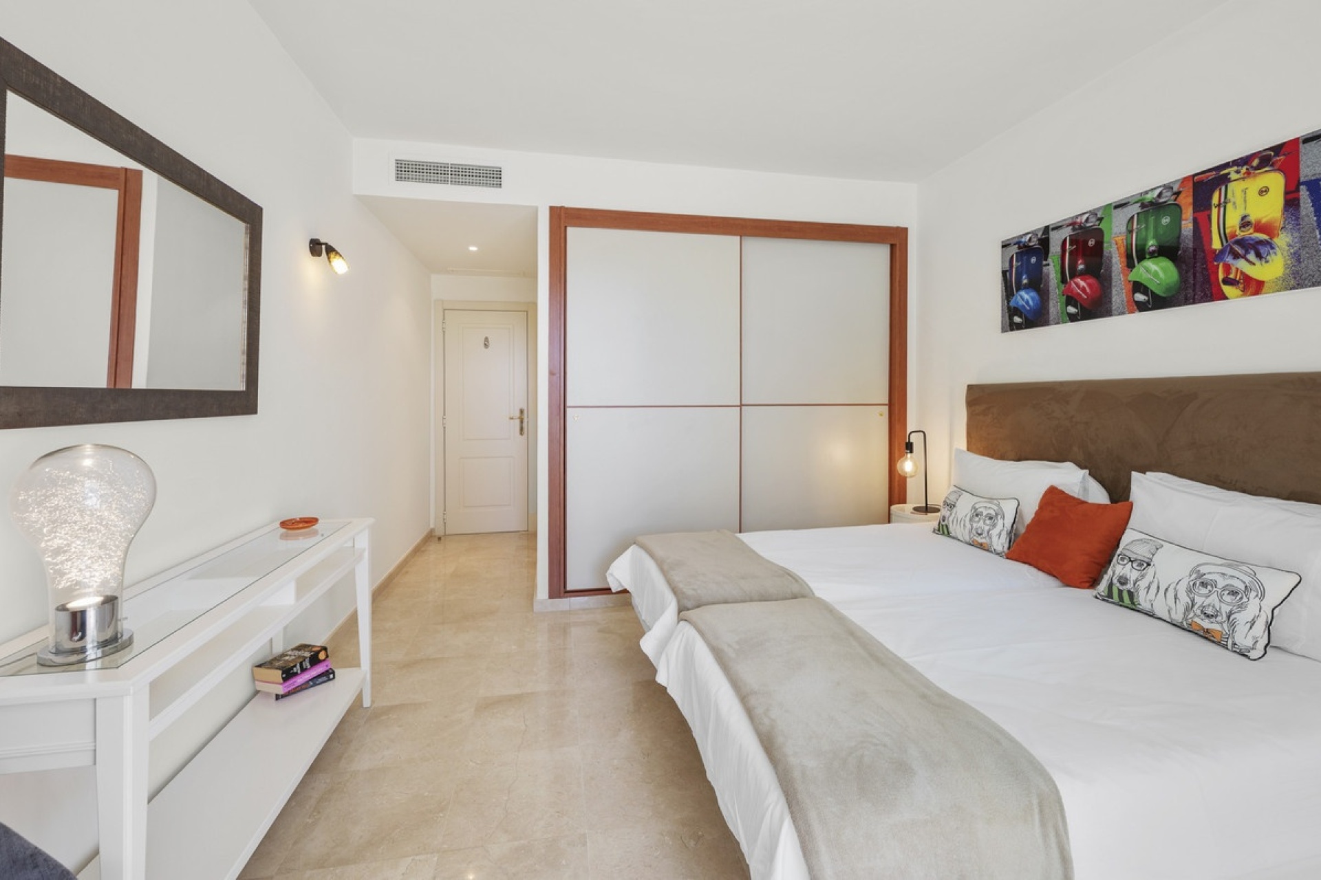 Resale - apartment - Benahavís - Benahavís Centro