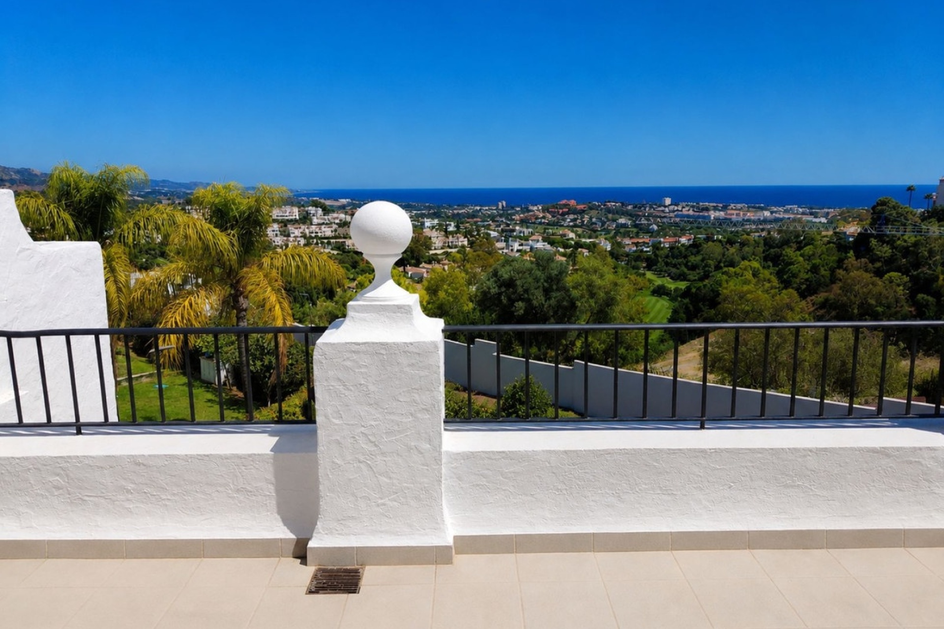 Resale - apartment - Benahavís - Benahavís Centro
