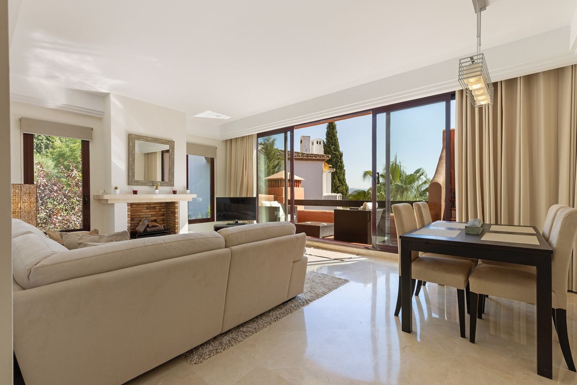 Resale - apartment - Benahavís - Benahavís Centro