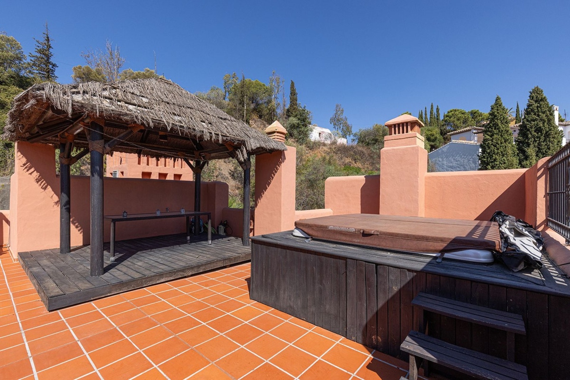 Resale - apartment - Benahavís - Benahavís Centro