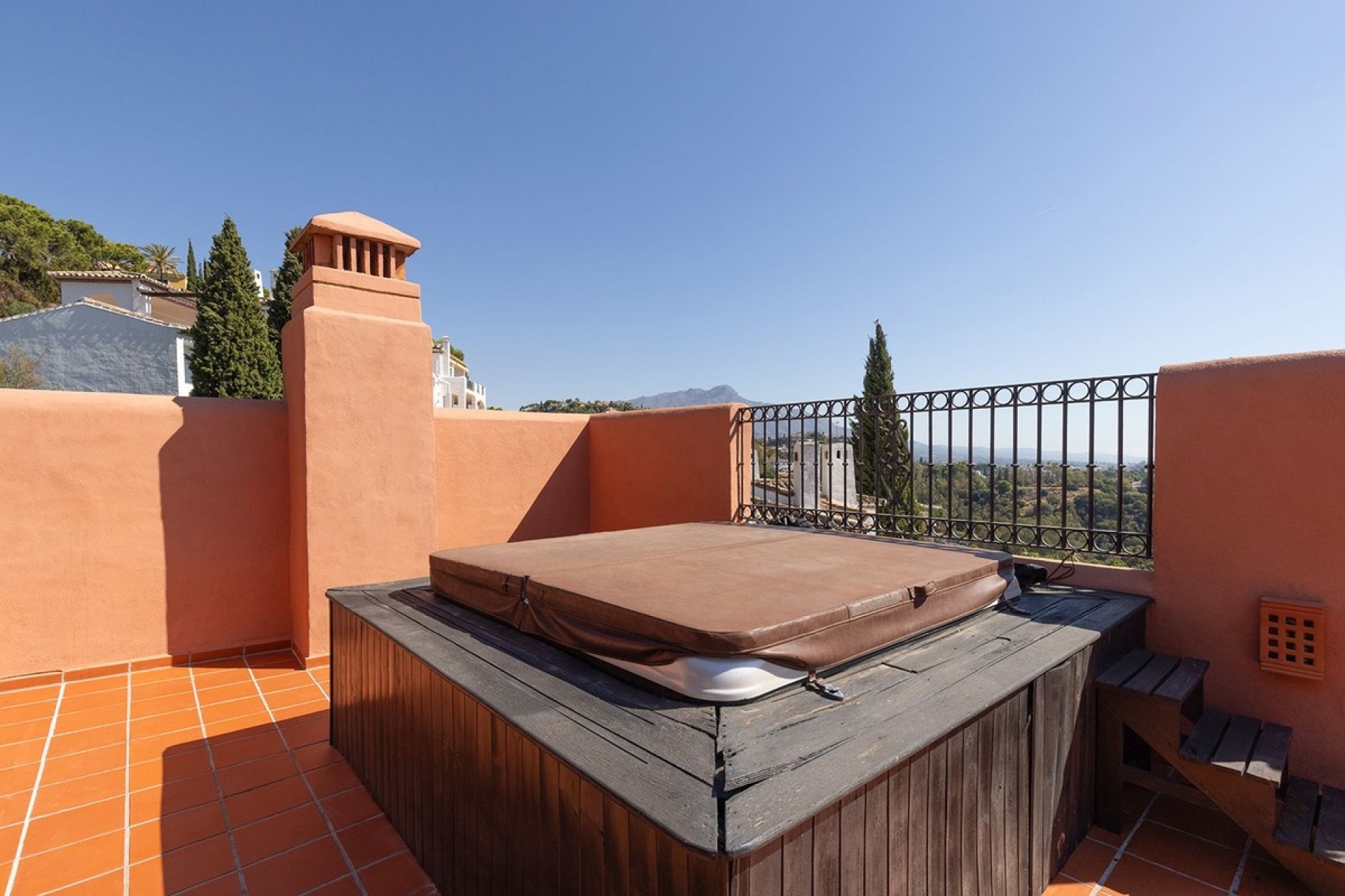Resale - apartment - Benahavís - Benahavís Centro