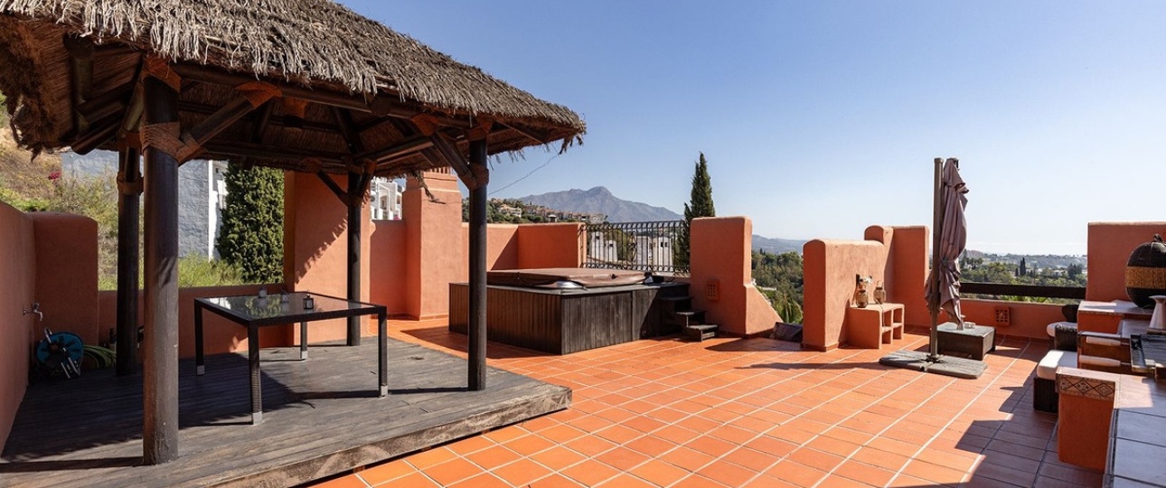 Resale - apartment - Benahavís - Benahavís Centro