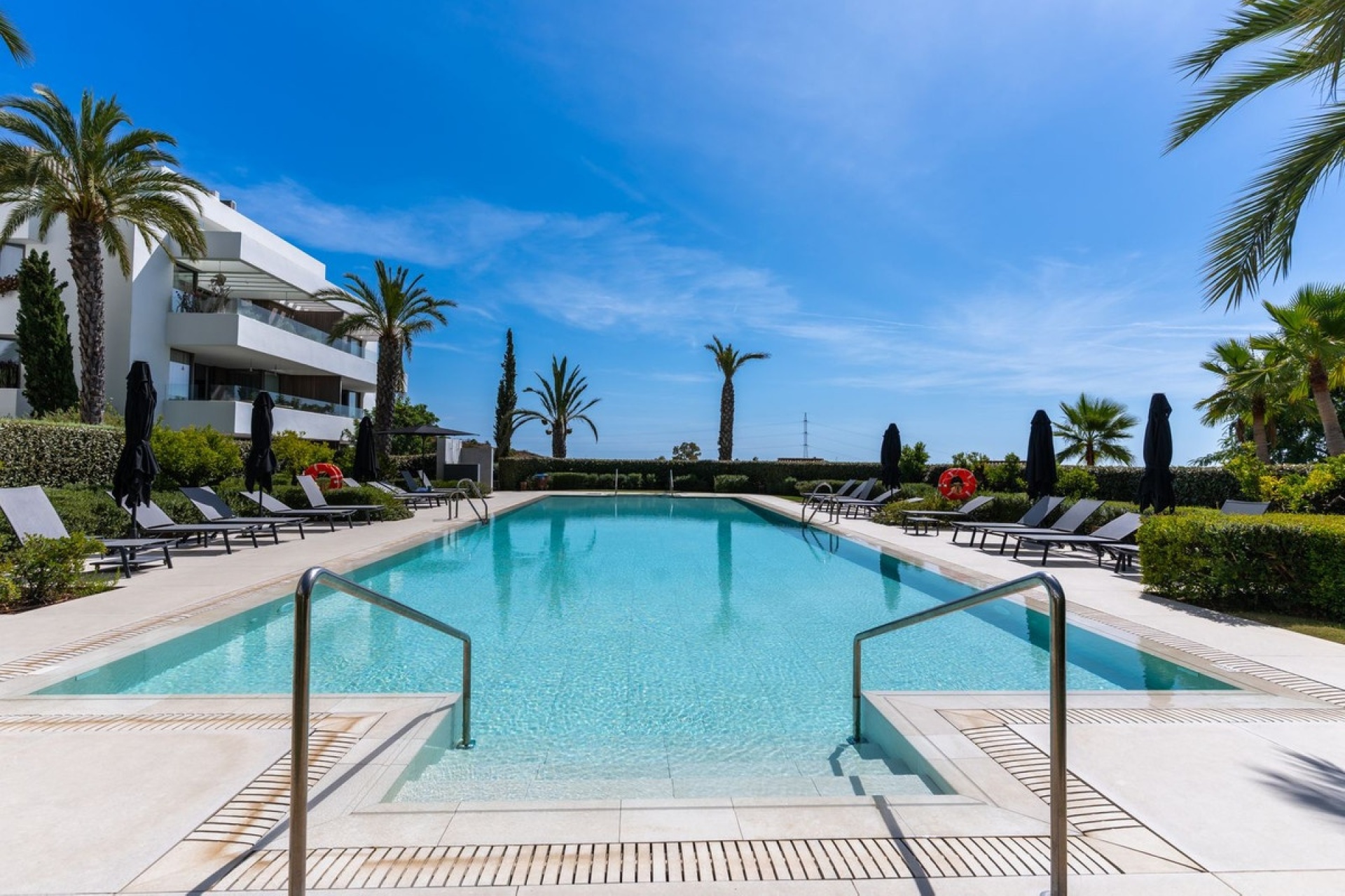 Resale - apartment - Benahavís - Benahavís Centro