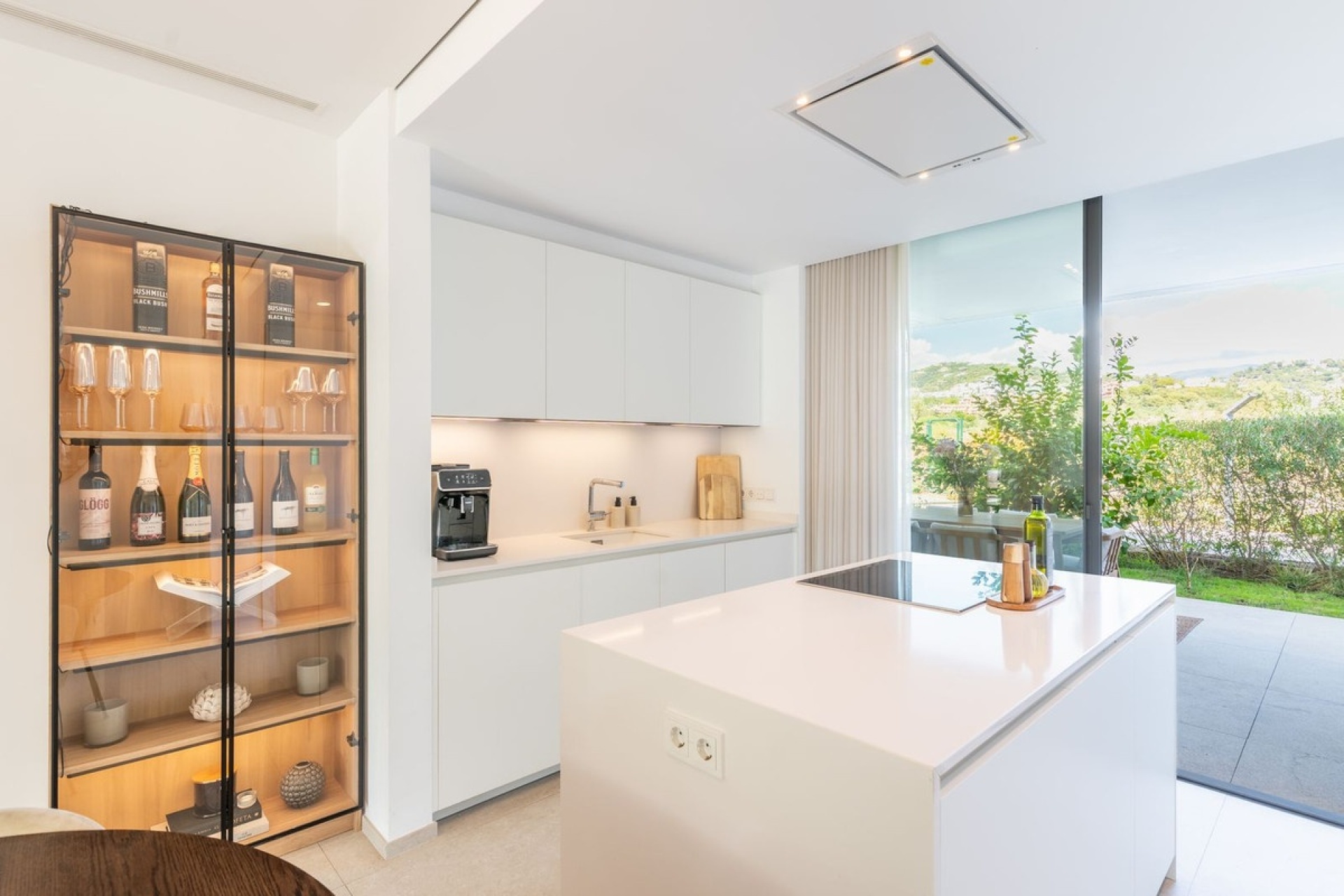 Resale - apartment - Benahavís - Benahavís Centro