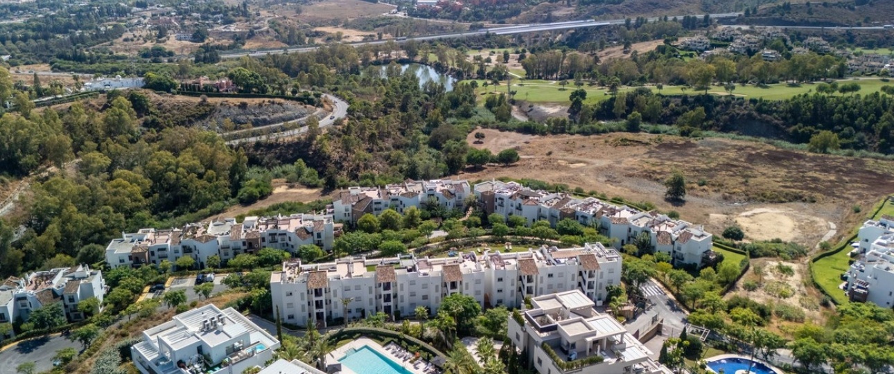 Resale - apartment - Benahavís - Benahavís Centro