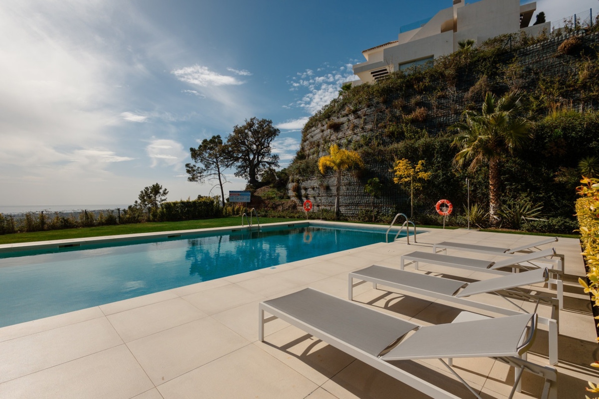 Resale - apartment - Benahavís - Benahavís Centro