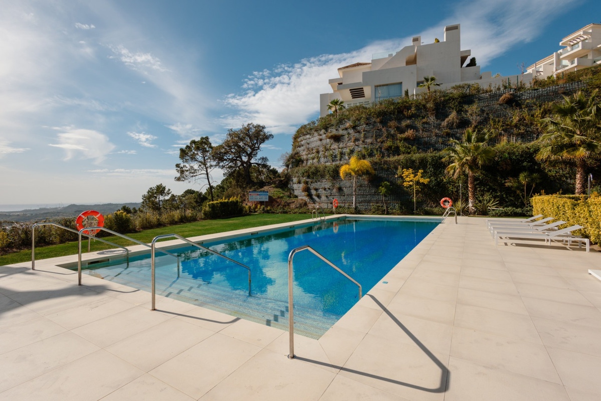 Resale - apartment - Benahavís - Benahavís Centro