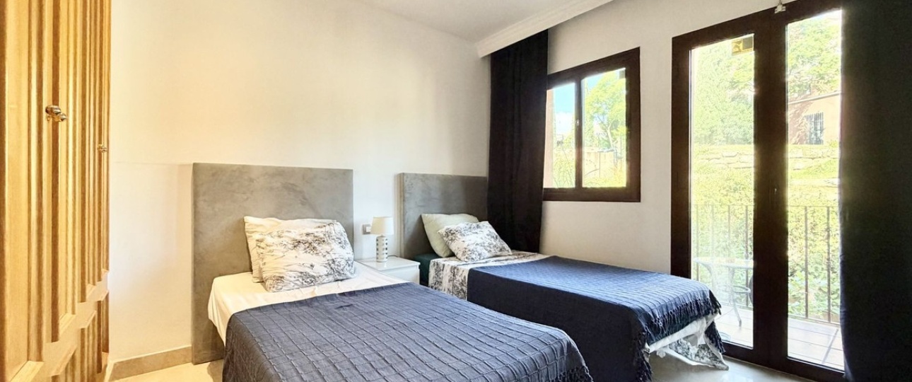 Resale - apartment - Benahavís - Benahavís Centro