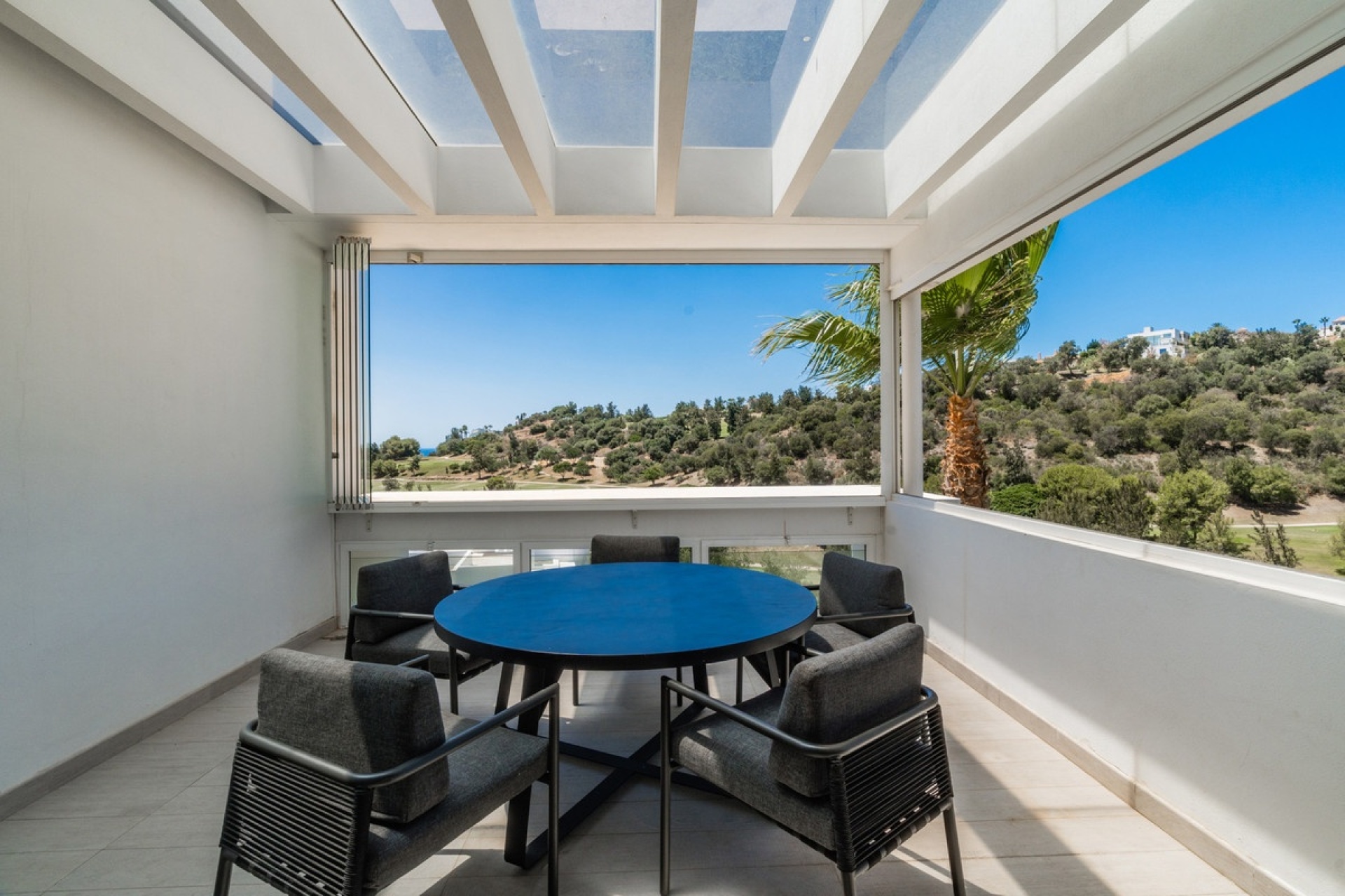 Resale - apartment - Benahavís - Benahavís Centro