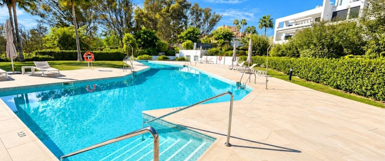 Resale - apartment - Benahavís - Benahavís Centro