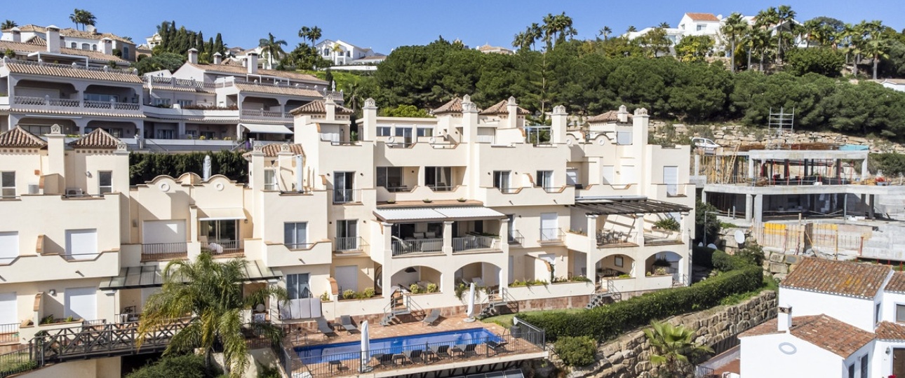 Resale - apartment - Benahavís - Benahavís Centro
