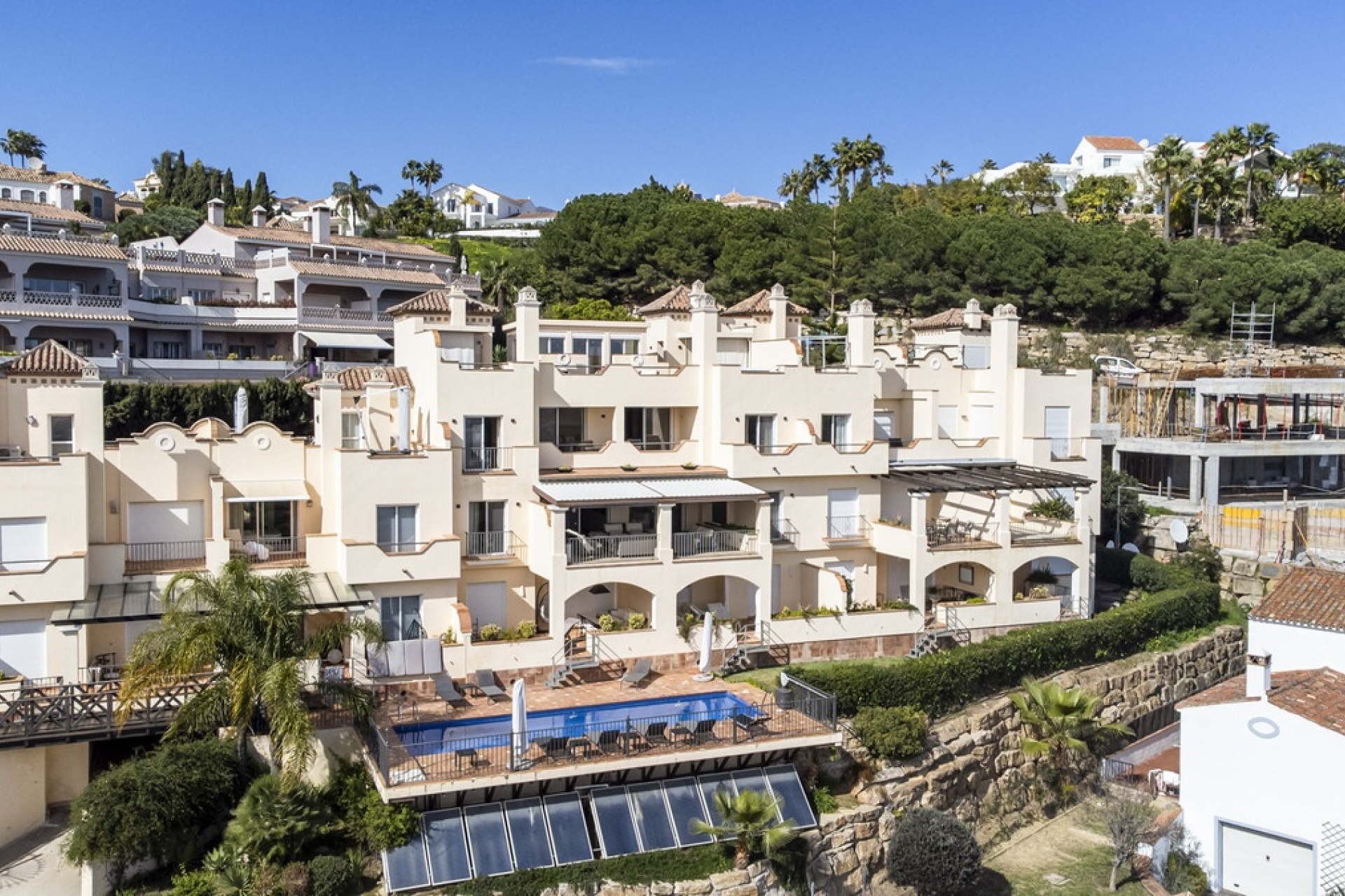 Resale - apartment - Benahavís - Benahavís Centro