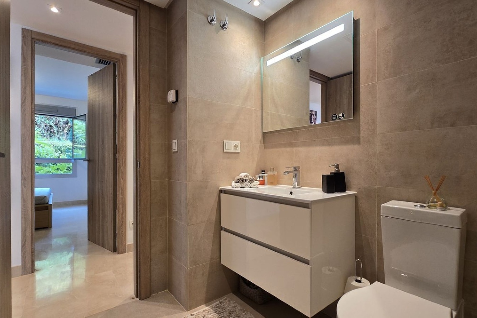 Resale - apartment - Benahavís - Benahavís Centro