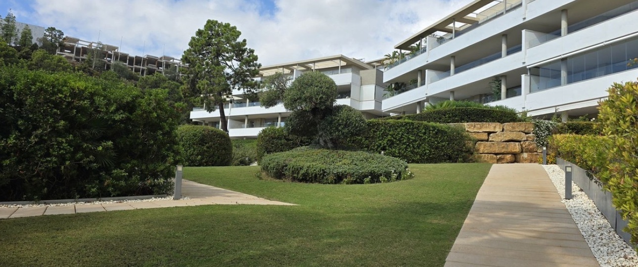 Resale - apartment - Benahavís - Benahavís Centro