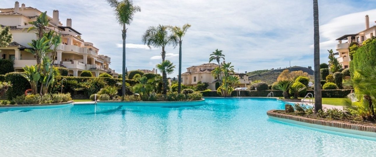 Resale - apartment - Benahavís - Benahavís Centro