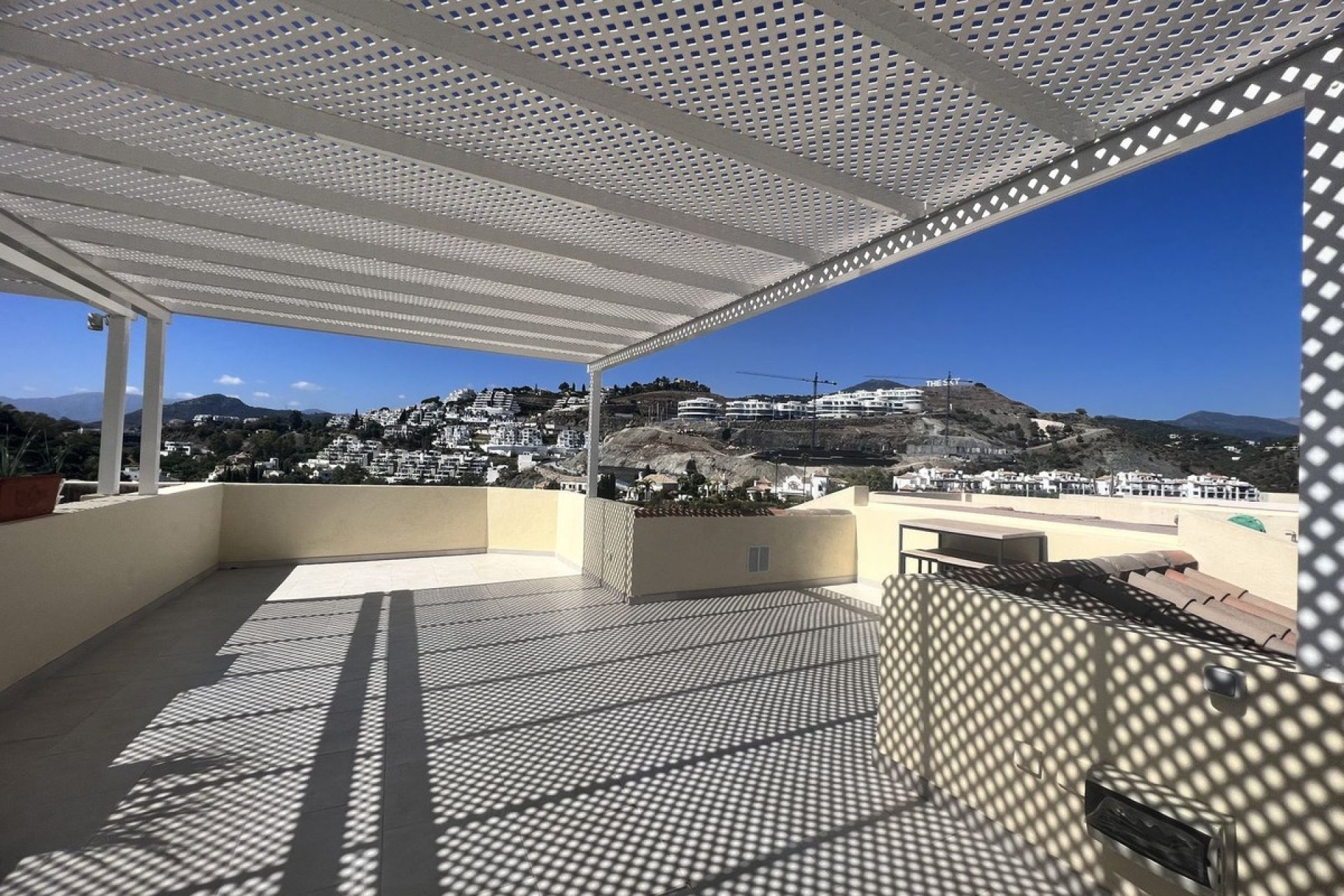 Resale - apartment - Benahavís - La Quinta