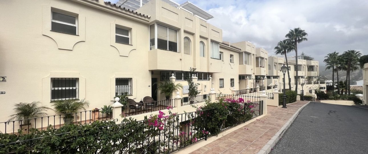 Resale - apartment - Benahavís - La Quinta
