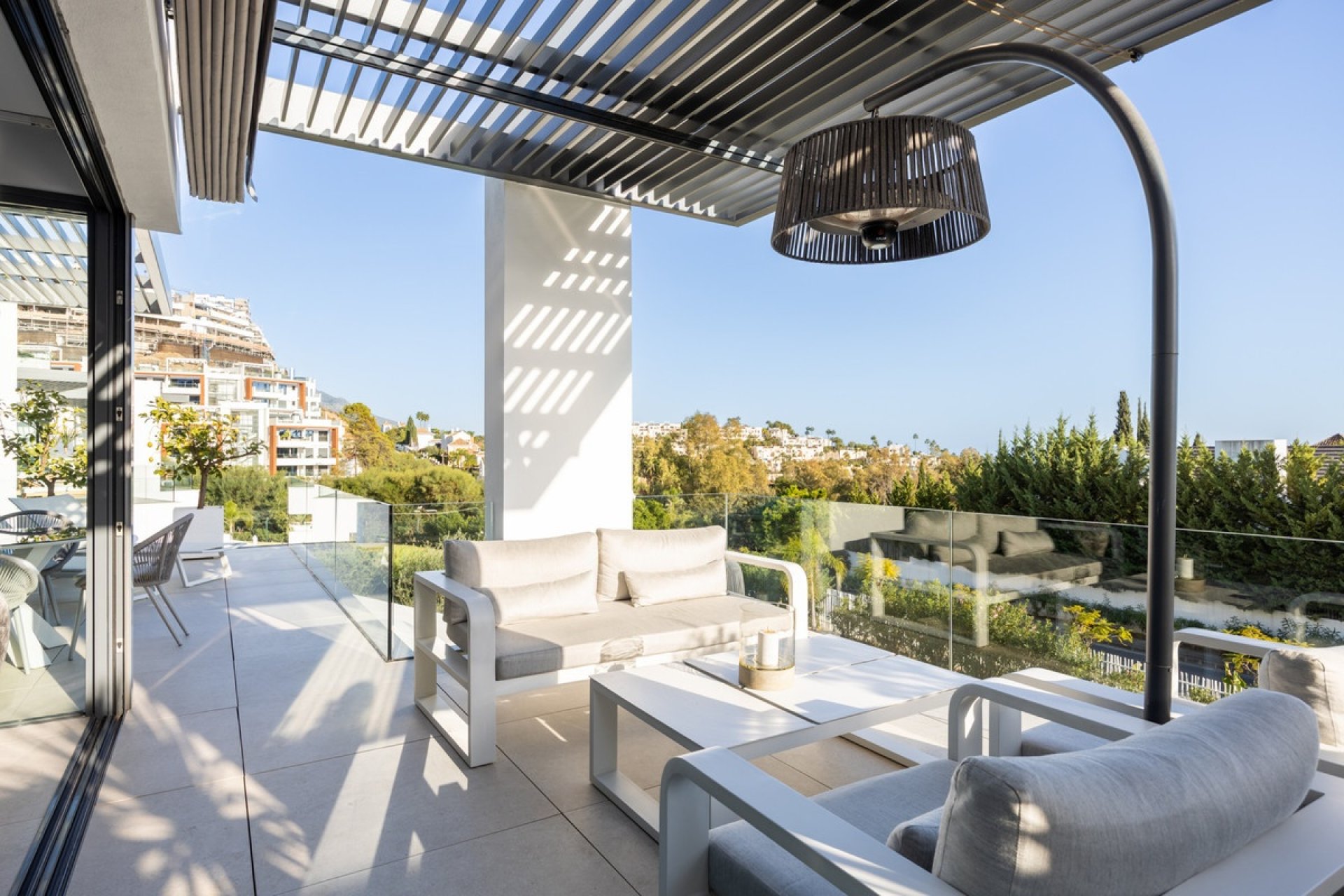 Resale - apartment - Benahavís - La Quinta