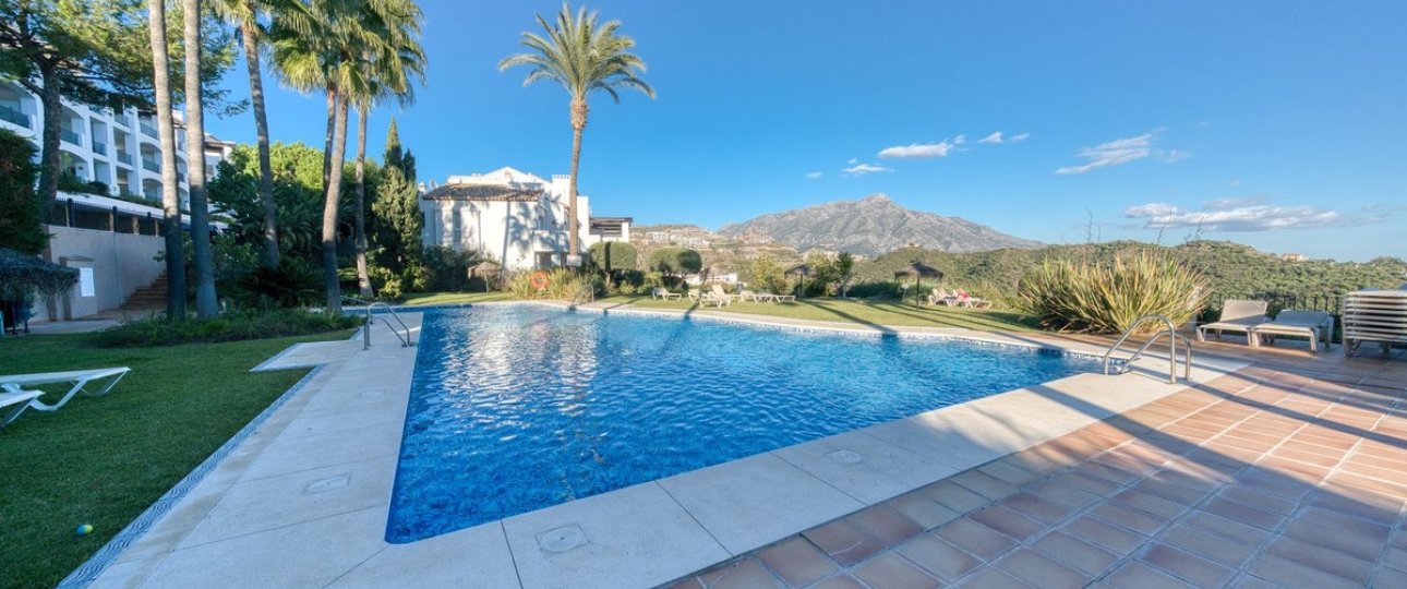 Resale - apartment - Benahavís - La Quinta