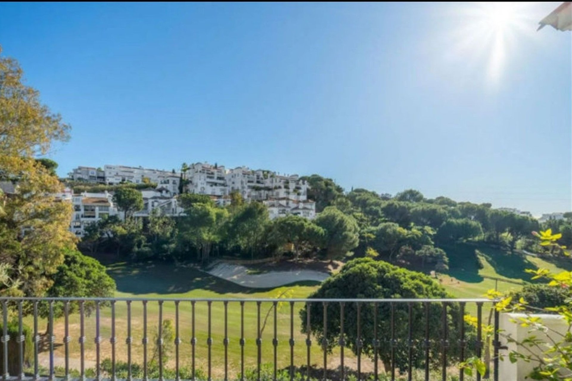 Resale - apartment - Benahavís - La Quinta