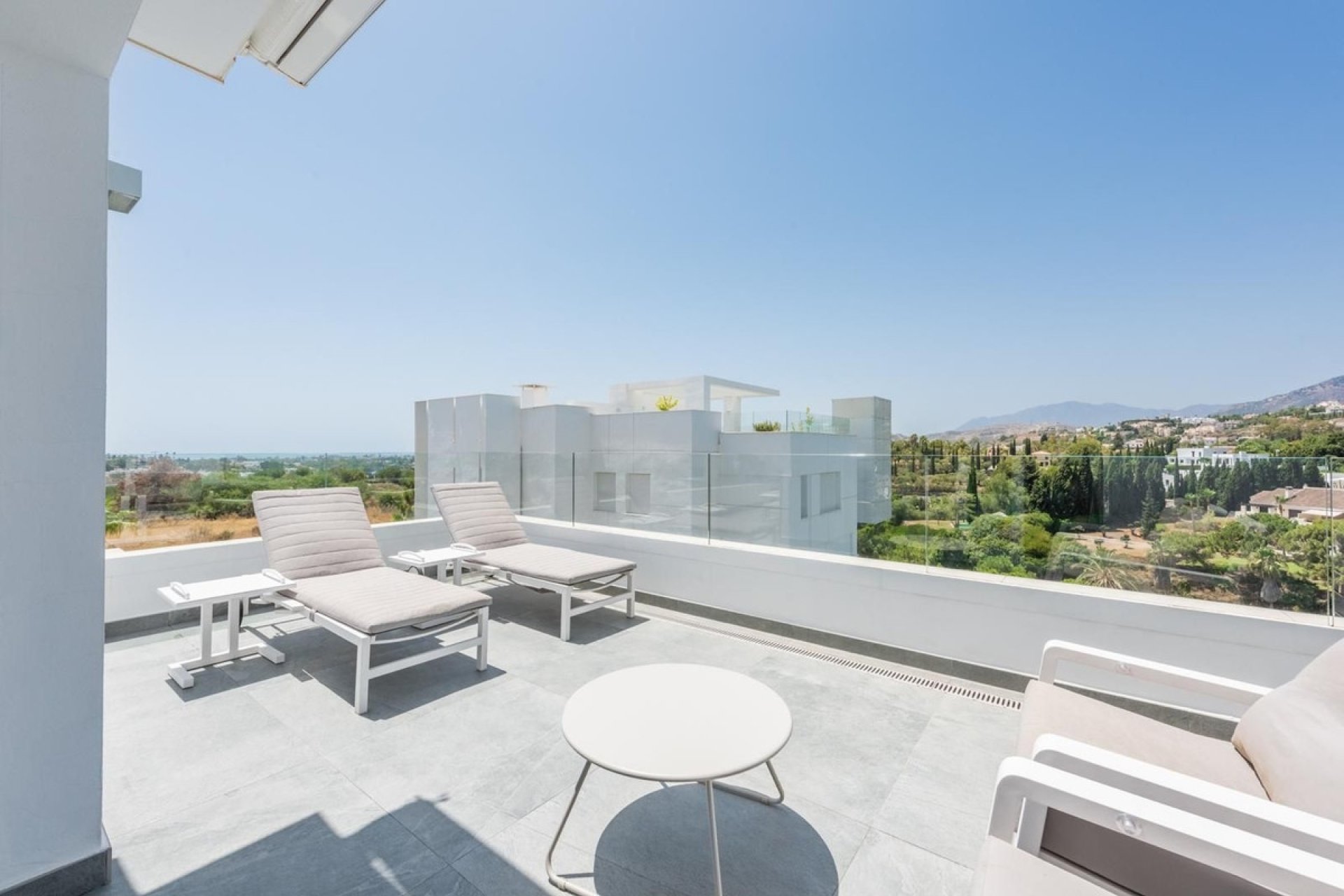 Resale - apartment - Benahavís - La Quinta